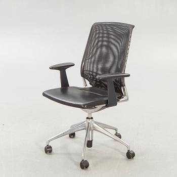 Alberto Meda, office chair, "Meda Conference chair" for Vitra. The model was designed in 1998.