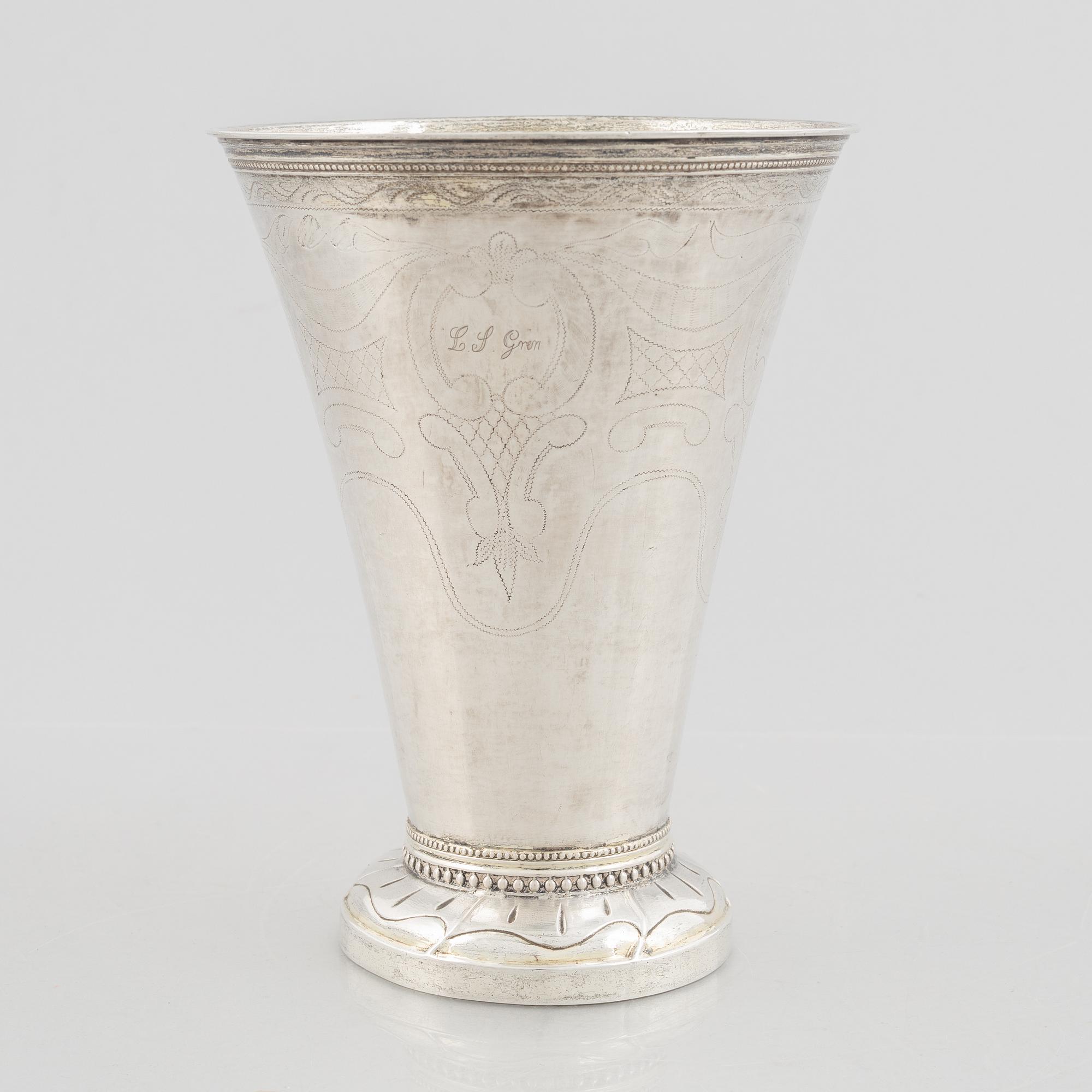 A silver beaker by Erik Ernander, Uppsala, 1809.
