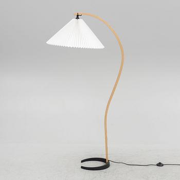 Mads Caprani, golvlampa, "Timberline", Gubi.