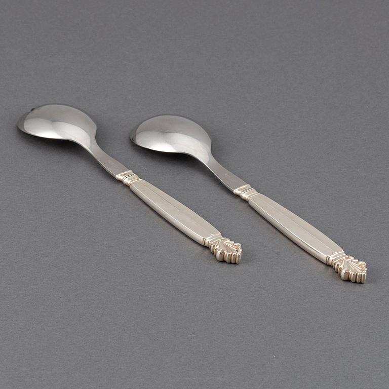 JOHAN ROHDE, a pair of "Dronning/Acanthus" silver sallad cutlery, Georg Jensen, Denmark.