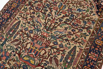 An antique Chahar Mahal and Bakhtiari rug, c. 204 x 145 cm.
