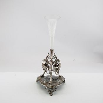 Vase around 1900 Britannia metal.