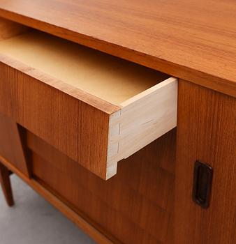 SIDEBOARD, 1900-talets andra hälft.