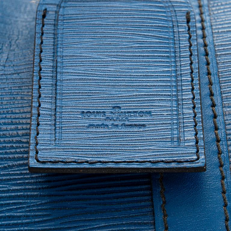 Louis Vuitton, an 'Epi Keepall 60' weekend bag.