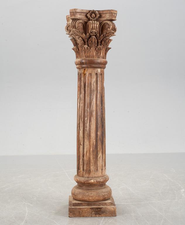 KOLONN, trä. 2000-tal.