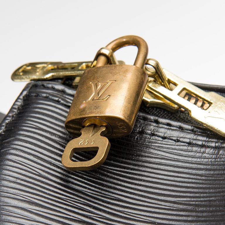 LAUKKU, "Keepall 55", Louis Vuitton.