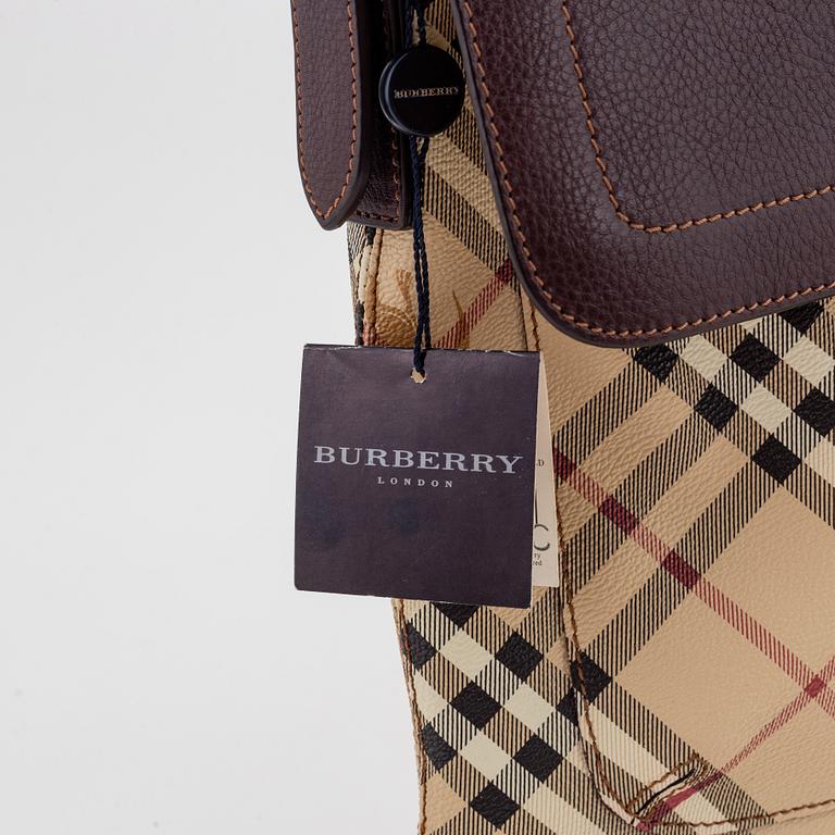 Burberry, väska.