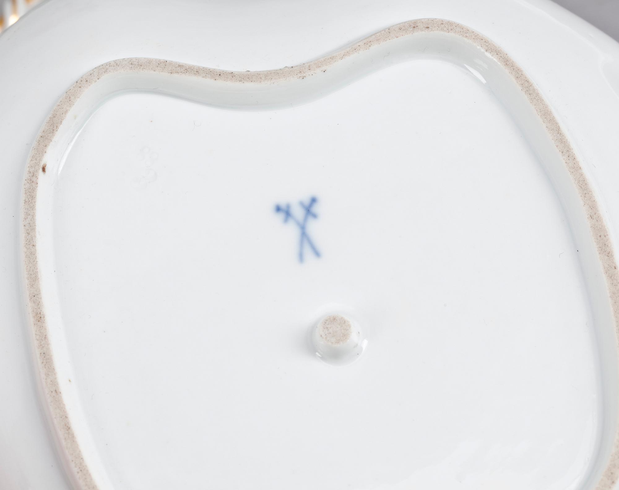 PARTI PORSLIN, 9 delar, Meissen, 1900-talets första hälft.