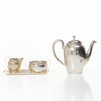 Kaffeservis, 3 delar, silver, K. Andersson, 1920, samt bricka, Carlson K & E, 1955.