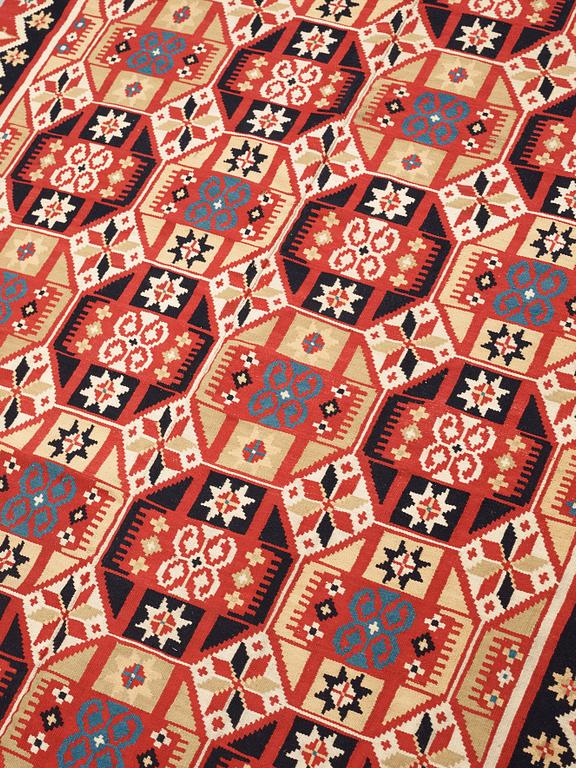 BED COVER. Double-interlocked tapestry. 213 x 136 cm. Scania, Sweden, around 1820-1830. Probably Yngsjö/Tuvåkra.