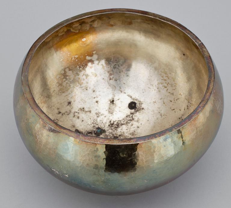SKÅL, silver, Sebastian Schildt, Stockholm, 1997. Vikt ca1635 g.