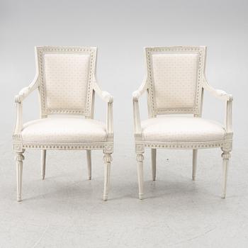 Karmstolar ett par, gustavianska, 17/1800-tal.