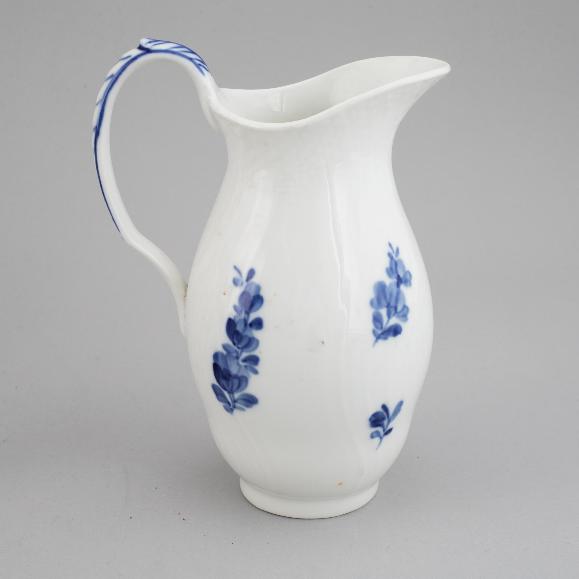SERVIS,  Royal Copenhagen, Blå Blomst, ca 80 delar, Danmark.