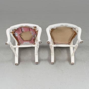 A set of four mid 1700s chairs (2+2).