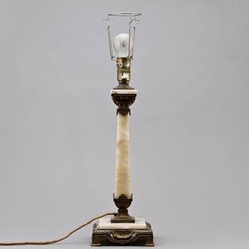 BORDSLAMPA, jugend, 1920-tal.