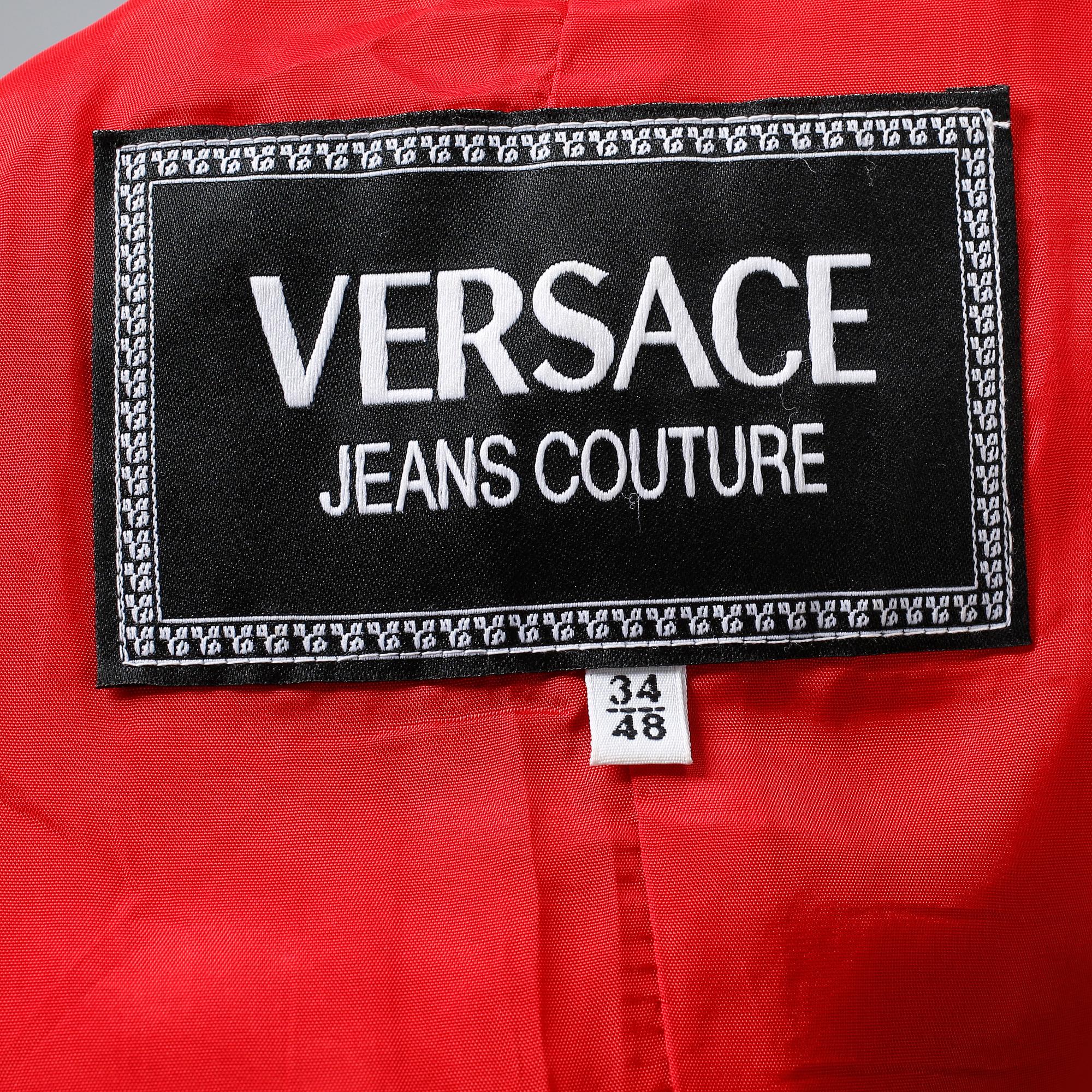 DRÄKT, Versace.
