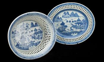 SERVERINGSSKÅL samt FAT, porslin, Kina 1900-talets början.