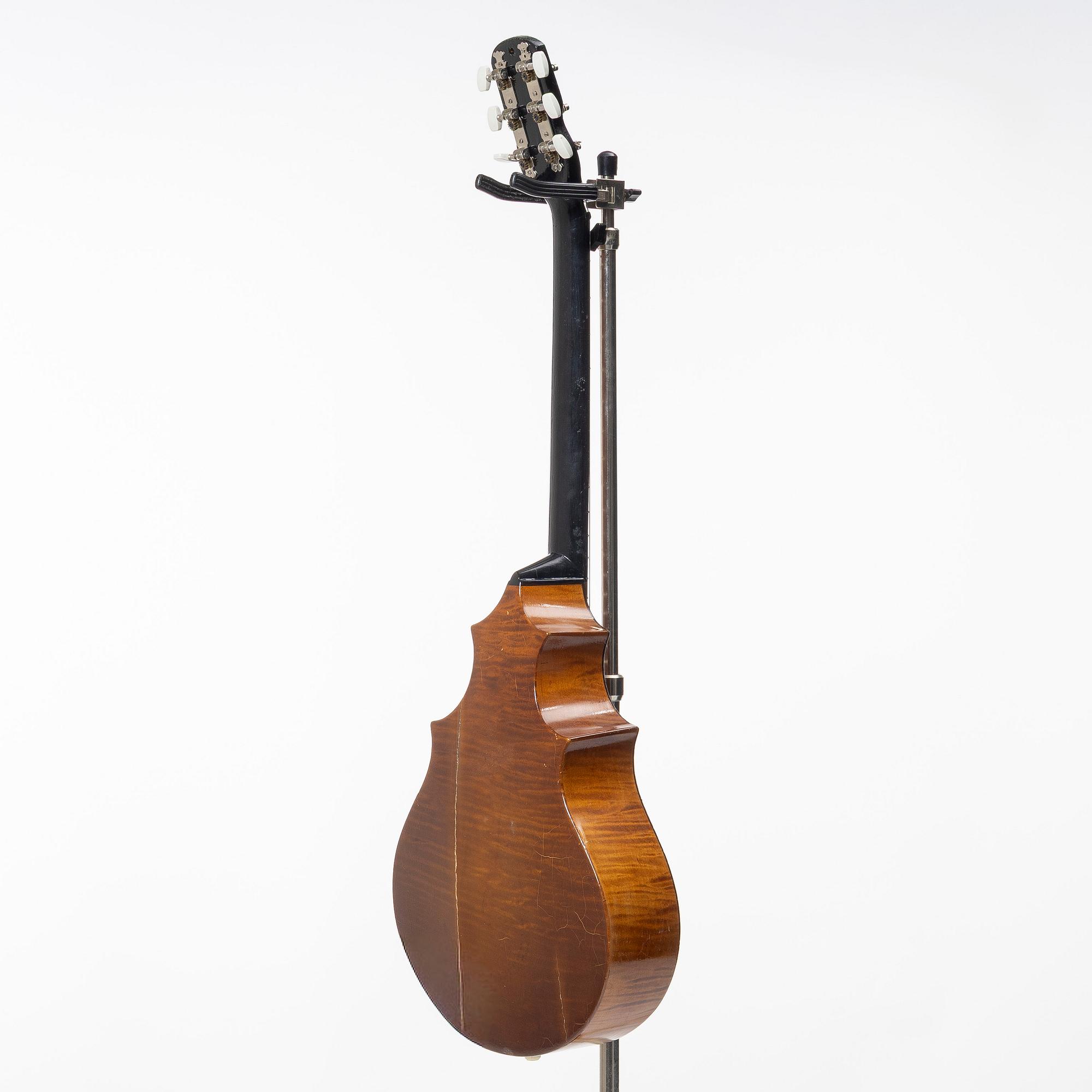 Bernhard Enzensperger, acoustic guitar, "No 73", 1836, Austria.