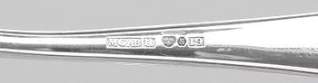 BESTICKSERVISDELAR, 124 delar, silver respektive nysilver, bla MGAB, Uppsala, 1972. Total silvervikt ca  1027 gram.