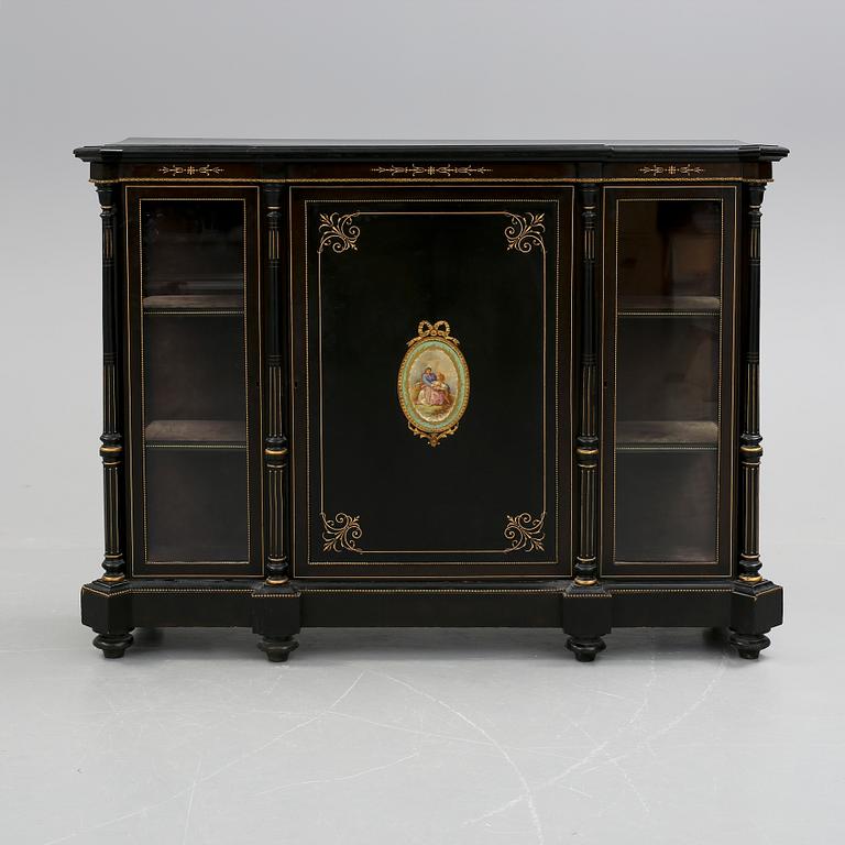 VITRINSKÅP, Frankrike, sent 1800-tal.