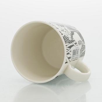 Muminmugg, "Mumintrollet dagdrömmer", porslin, Moomin Characters, Arabia 2005.