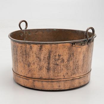 A copper kettle, 19th century.