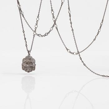 HÄNGE MED KEDJA, silver, vita topaser och diamanter.