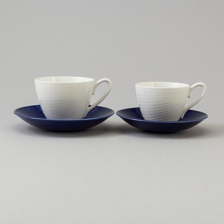 69 pcs of 'Blå Eld' porcelain service by Hertha Bengtsson fr Gustavsberg, second half of the 20th century.