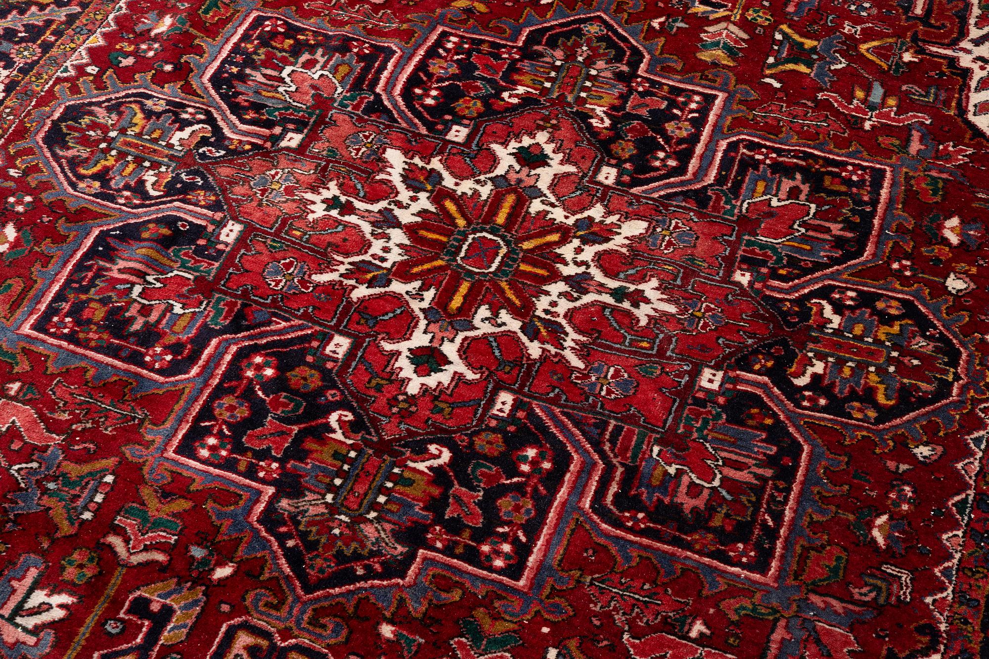 Rug, Heris, approx. 345 x 238 cm.