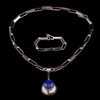 COLLIER SAMT ARMLÄNK, silver, Cecilia och Karl-Ingemar Johansson, Göteborg. Vikt 174 g.