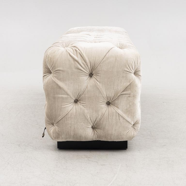 A pouf / bench, Ascension Latorre, contemporary.