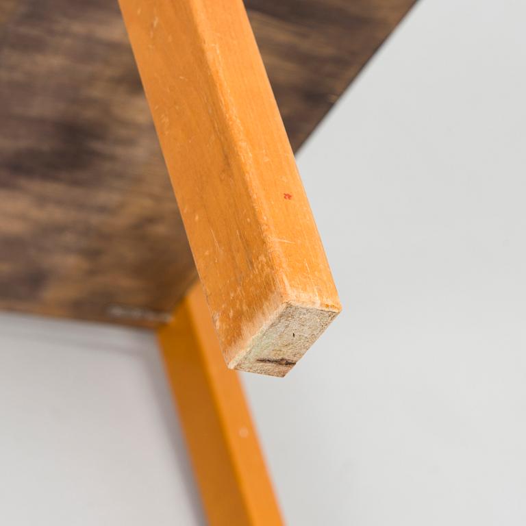 Alvar Aalto, bord, modell 86 för O.Y. Huonekalu- ja Rakennustyötehdas A.B. 1940-tal.