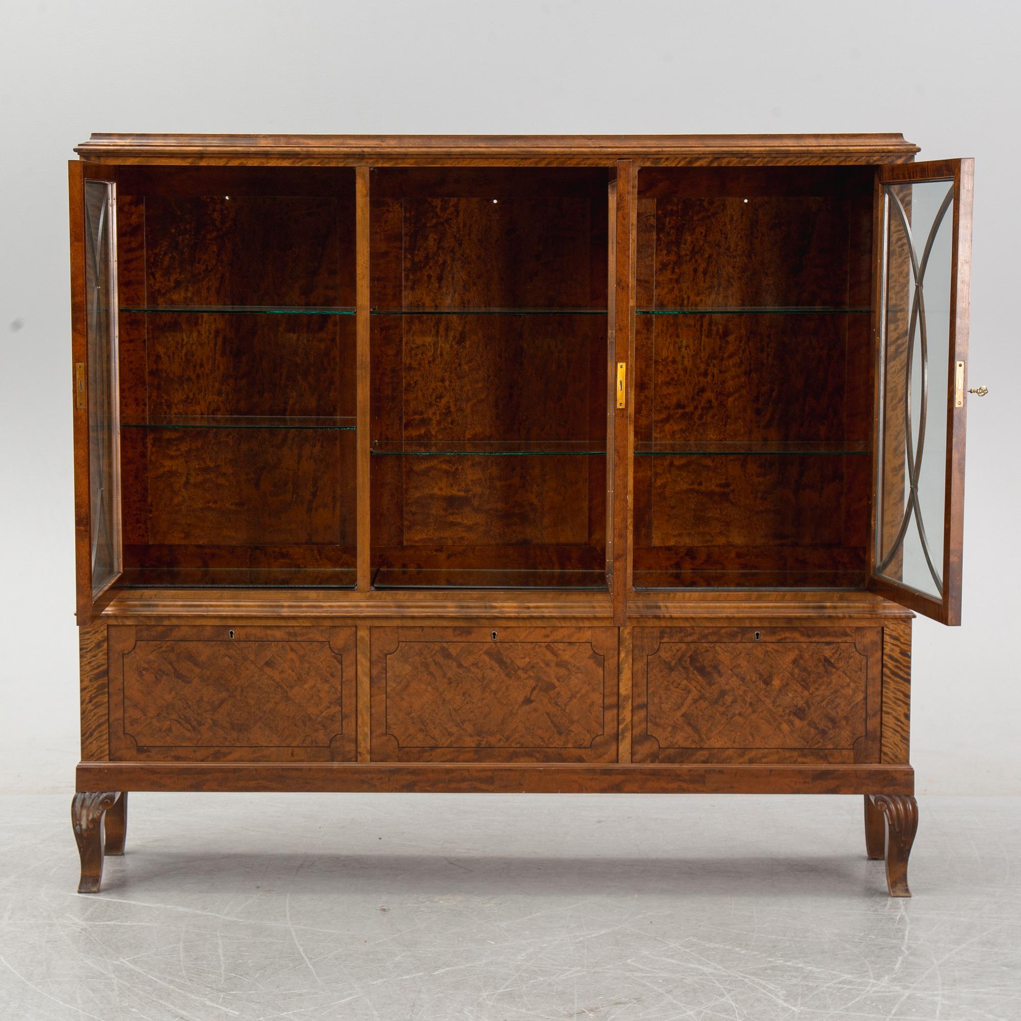 A Swedish Grace vitrine cabinet, first half of the 20th Century.