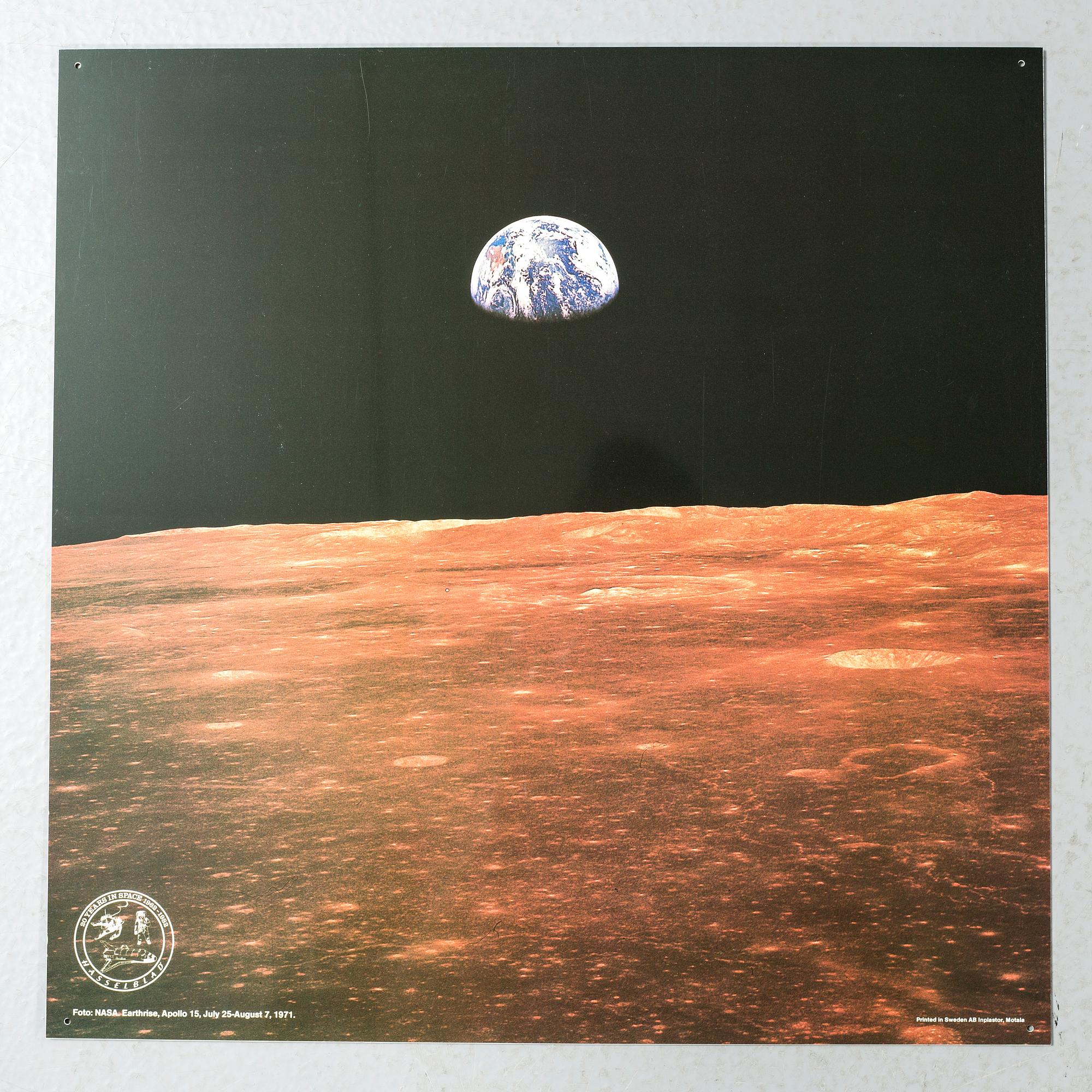 FOTOREPRODUKTIONER SKYLTEXEMPLAR, 4 st, efter Nasas fotografier, "20 years in space, Hasselblad".