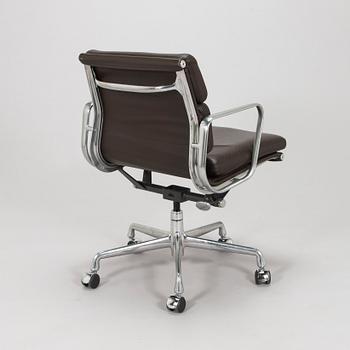 Charles & Ray Eames, desk chair, 'Soft Pad Chair EA 435', Herman Miller.