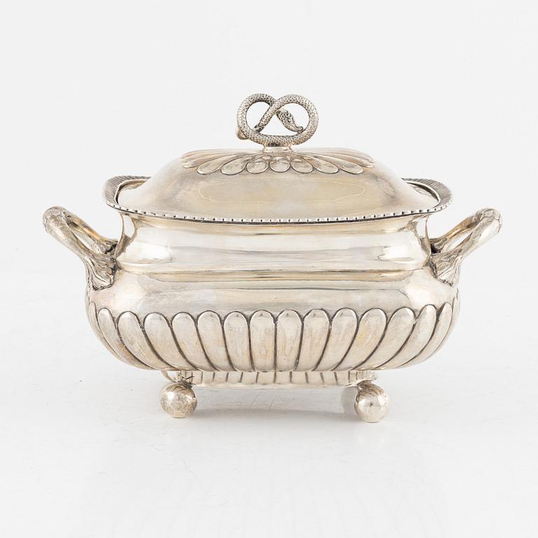 Sockerskin, silver, London, England, omkring år 1800.