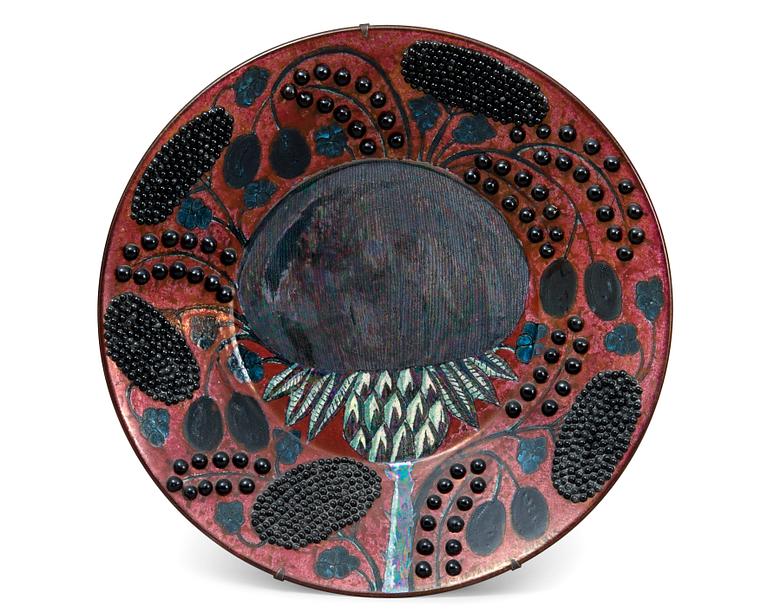 Birger Kaipiainen, A CERAMIC DISH.