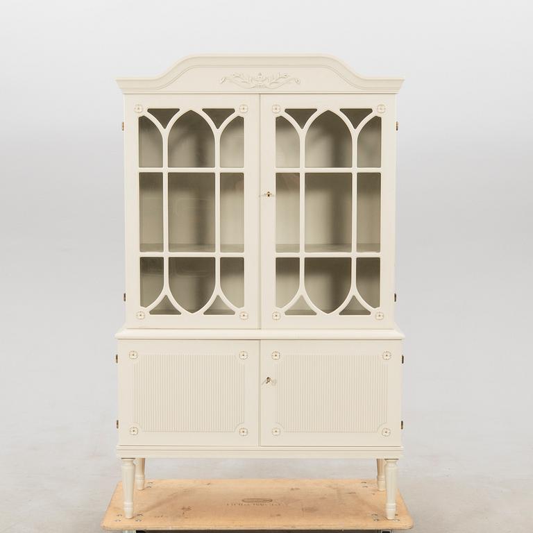 Display cabinet, Gustavian style, late 20th century.