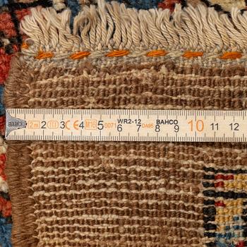 A Bakshaish carpet, Northwest Persia, c. 456 x 343 cm.