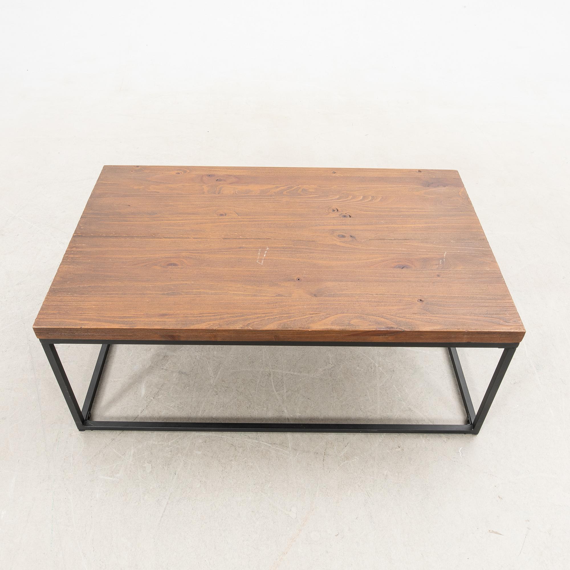 Coffee table, late 20th century.