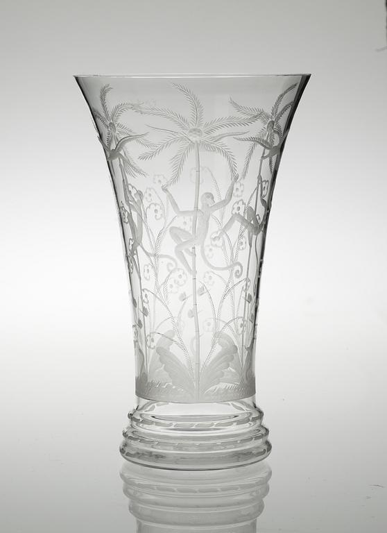 An Edward Hald engraved glass vase, Orrefors 1925.