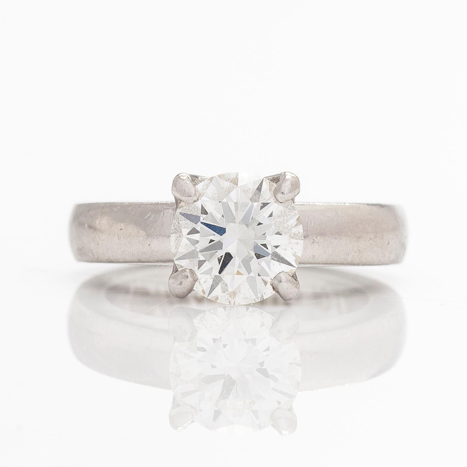 A platinum ring, set with a brilliant-cut diamond approximately 2.02 ct. With certificate.