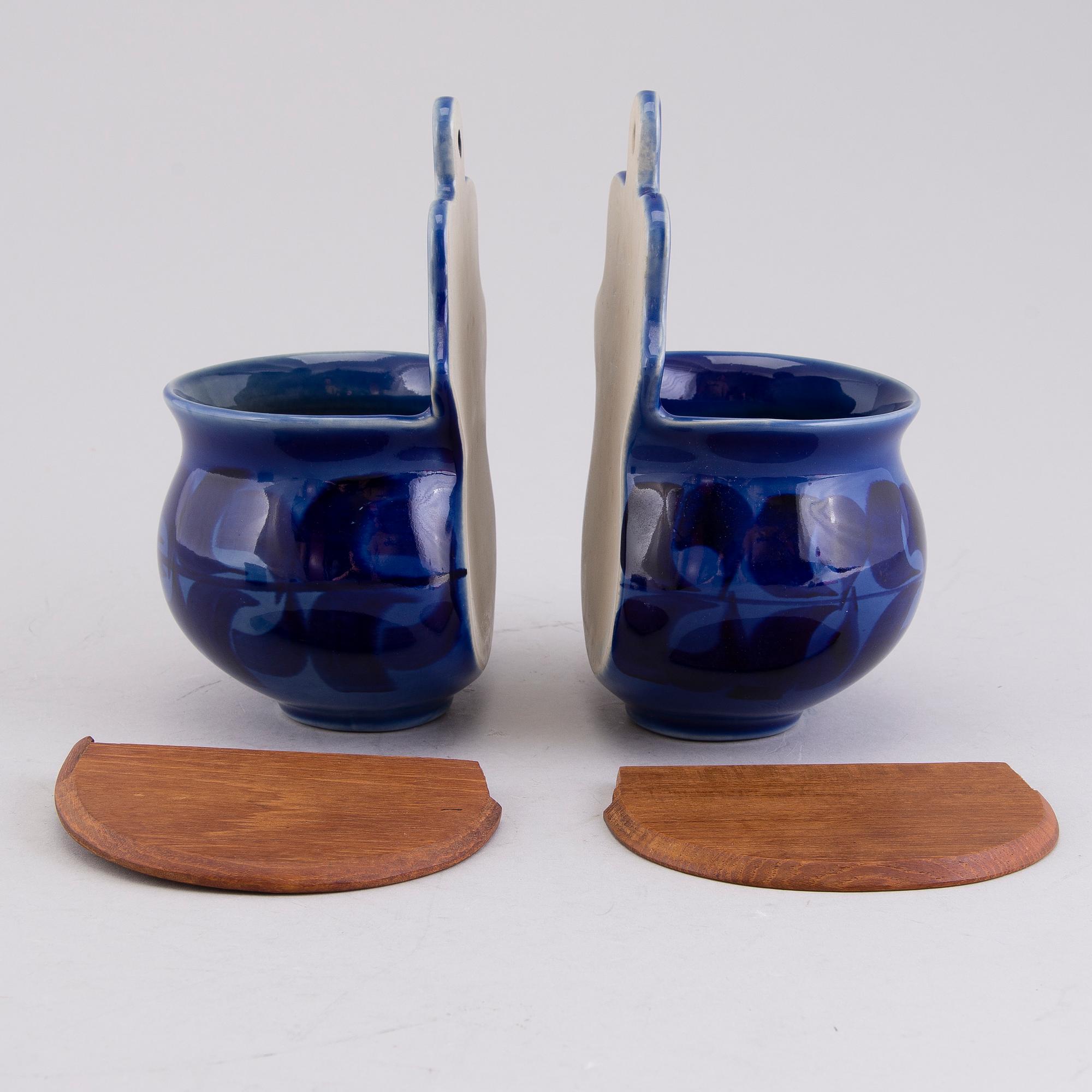 MARIANNE WESTMAN, Set of three stoneware jars by Rörstrand, second half of 20th Century.