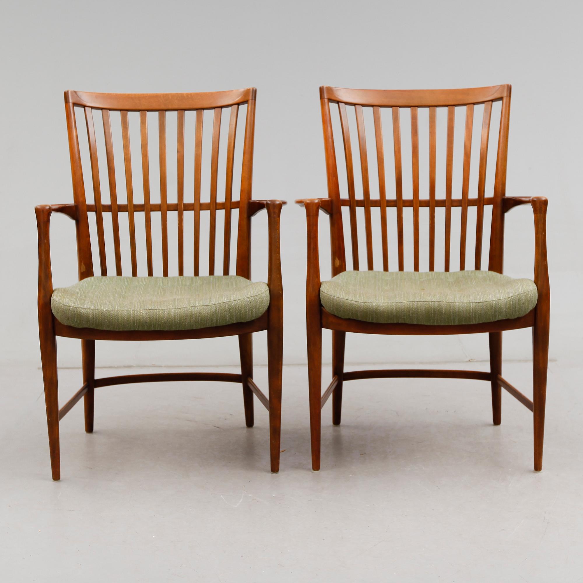 KARMSTOLAR, 1 par, Svenska Möbelfabriken, Bodafors, 1900-talets mitt.