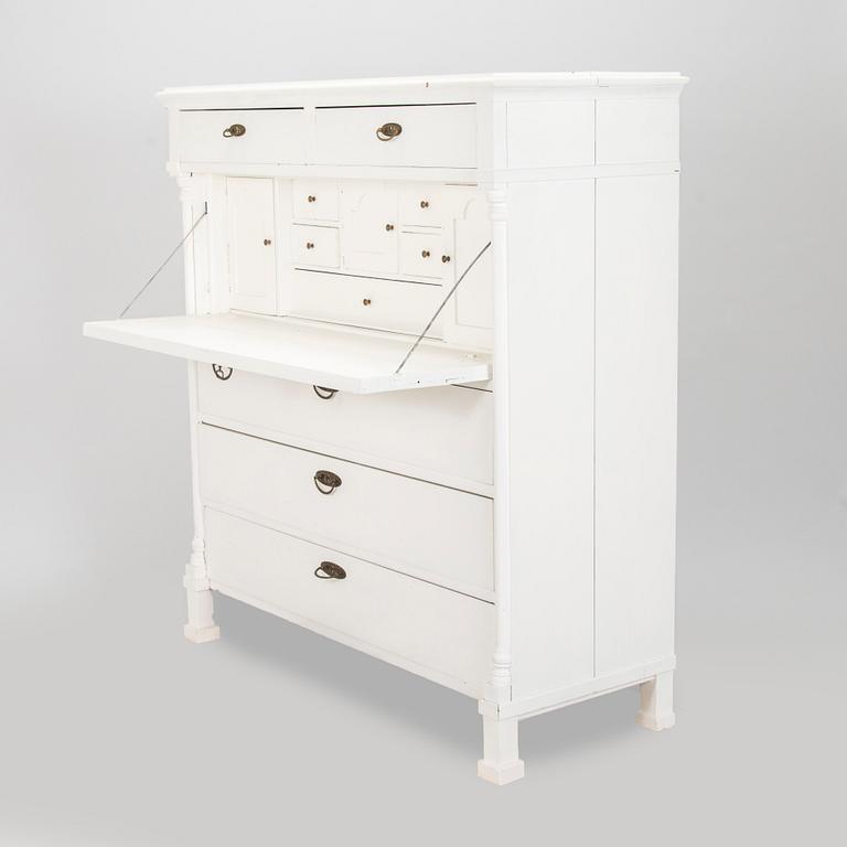 A late 19th  and 20th century Chiffonjé.