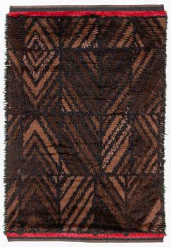 A knotted pile, 1950's, c. 170 x 118 cm.