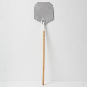 Darren Bader, "To have and to hold, Object Z1 Untitled (pizza shovel)".