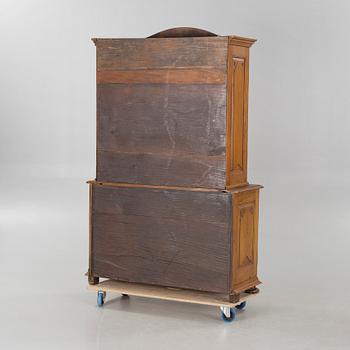 A cabinet, 18th century/early 19th century,