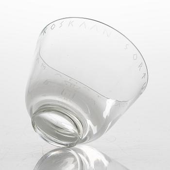 Arttu Brummer, skål, "Hjälteglaset I", Riihimäen Lasi Oy 1940-tal.