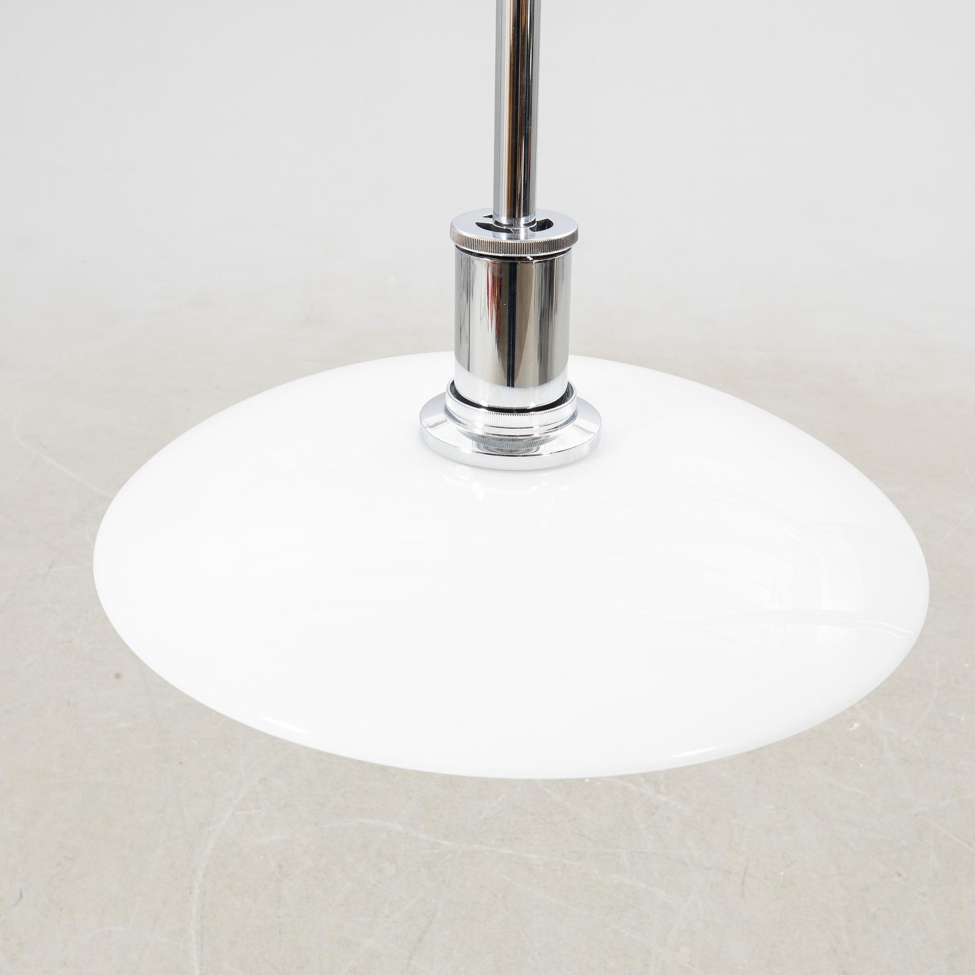 Poul Henningsen, ceiling lamp, PH 4 1/2 - 4, Louis Poulsen, Denmark.